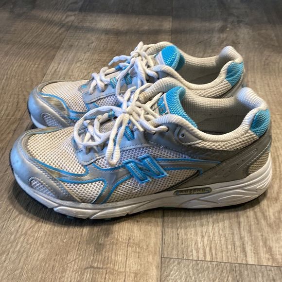 New Balance Other - Sale 4/$30~ New Balance Mens Lace Up Running Shoes Sneakers Blue Gray Size 9